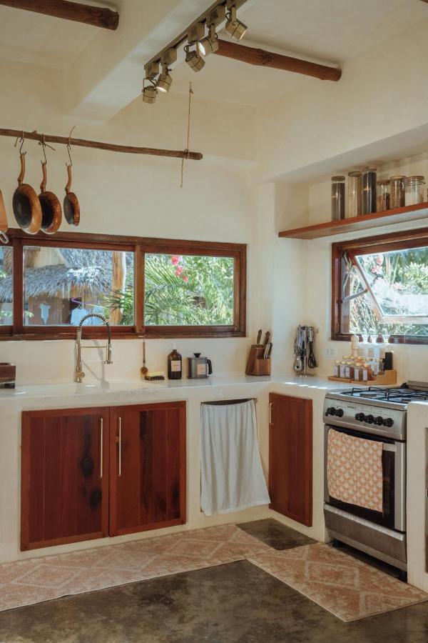 Vedya Boutique Hostel General Luna  Εξωτερικό φωτογραφία