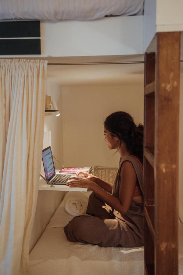Vedya Boutique Hostel General Luna  Εξωτερικό φωτογραφία